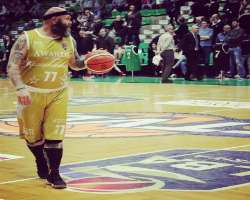 Peric is an avid basketball lover and became a part of professional basketball games with the living legends of the game, at the age of 42.
